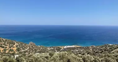 Участок земли в Sarakinos, Греция