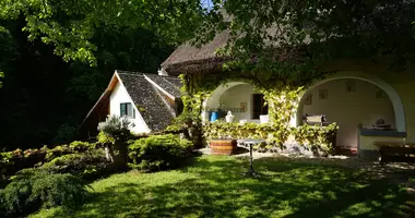 7 room house in Vaszoly, Hungary