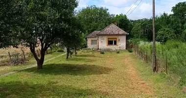 2 room house in Babonymegyer, Hungary