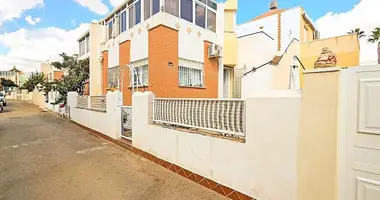 Villa  mit Am Meer, mit Lagerraum, mit Hauswirtschaftsraum in Torrevieja, Spanien