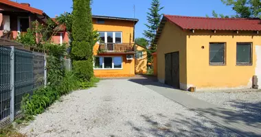 6 room house in Marki, Poland