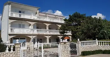 Hotel 450 m² in Novi Vinodolski, Kroatien