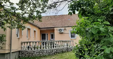 Haus 4 Zimmer in Csokako, Ungarn