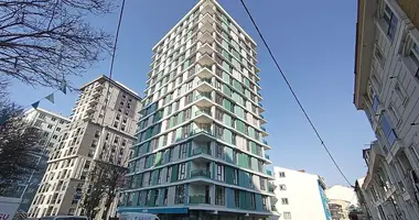 Dúplex 3 habitaciones con balcón, con estacionamiento, con con reparación en Kuecuekcekmece, Turquía