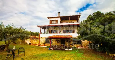 Haus 4 Schlafzimmer in Nea Moudania, Griechenland