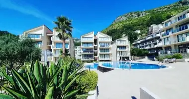 Mieszkanie 3 pokoi w Kamenovo, Czarnogóra