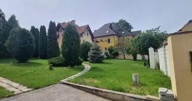 7 room house in Chișinau, Moldova