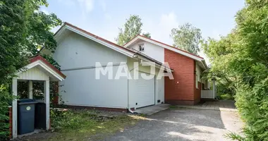 5 bedroom house in Jaervenpaeae, Finland