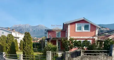 Casa 5 habitaciones en Zelenika, Montenegro
