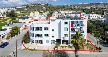 Nieruchomości inwestycyjne 982 m² w Yeroskipou, Cyprus
