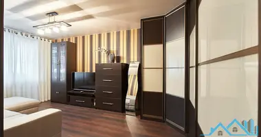 Apartamento 4 habitaciones en Minsk, Bielorrusia