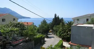 Casa 13 habitaciones en Becici, Montenegro