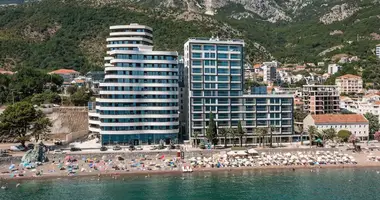 Restaurante, cafetería 960 m² en Becici, Montenegro