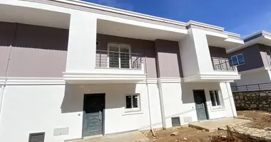 Villa 4 habitaciones en Yenisehir, Turquía