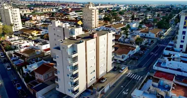 2 bedroom apartment in Torrevieja, Spain