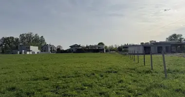Parcela en Varsovia, Polonia
