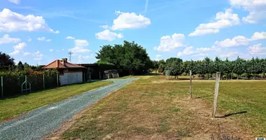 Plot of land in Taplanszentkereszt, Hungary