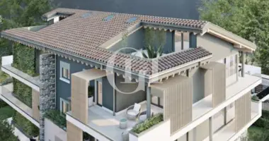 Penthouse 3 bedrooms with Veranda in Desenzano del Garda, Italy