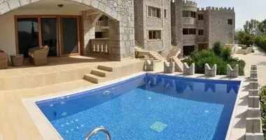 Hotel 12 331 m² en Nauplia, Grecia