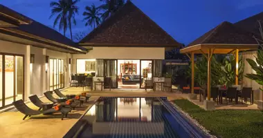 Villa 4 bedrooms with parking, with Furnitured, with Air conditioner in Phuket, Thailand