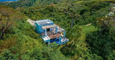 3 bedroom house in Roatan, Honduras