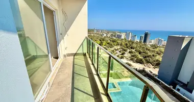 Apartamento 4 habitaciones en Mezitli, Turquía