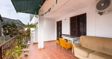 4 bedroom apartment in All countries