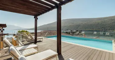 2 bedroom apartment in Kumbor, Montenegro