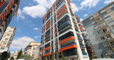 Apartamento 5 habitaciones en Yenimahalle, Turquía