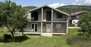 Apartamento 6 habitaciones en Podgorica, Montenegro