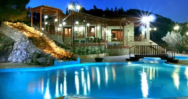 Villa 2 Zimmer mit Meerblick, mit Schwimmbad, mit Bergblick in Pisia, Griechenland
