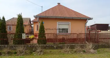 3 room house in Nyiradony, Hungary