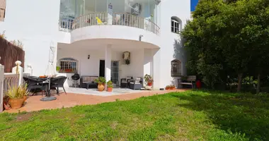 Wohnung 2 Schlafzimmer in Estepona, Spanien