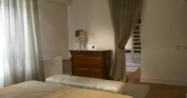 3 bedroom house in Barcelona, Spain
