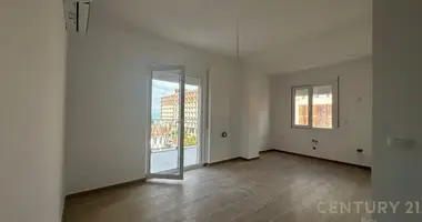 Apartamento 2 habitaciones en Golem, Albania