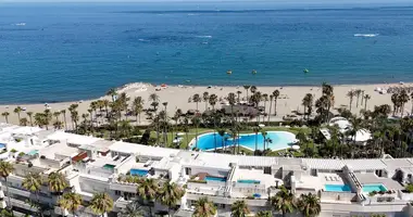3 bedroom apartment in Marbella, Spain