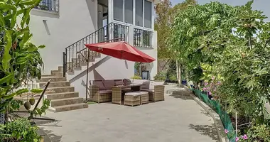 Haus 3 Schlafzimmer in Estepona, Spanien