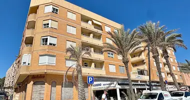 2 bedroom apartment in Guardamar del Segura, Spain