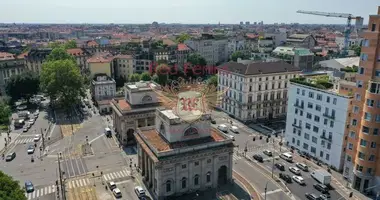 4 bedroom apartment in Milan, Italy