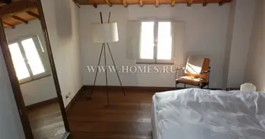 Haus 3 Schlafzimmer in Metropolitan City of Florence, Italien