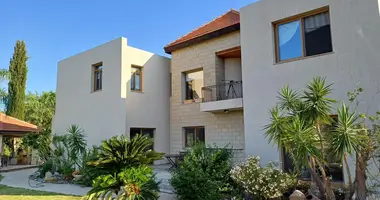 Maison 4 chambres dans koinoteta akrountas, Chypre