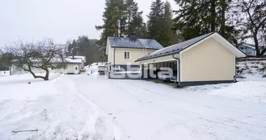 Casa 4 habitaciones en Paelkaene, Finlandia