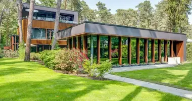 4 bedroom house in Jurmala, Latvia