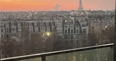 Appartement 1 chambre dans Rue Cino Del Duca, France