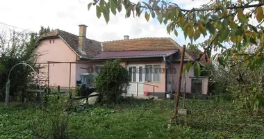 3 room house in Tarnok, Hungary