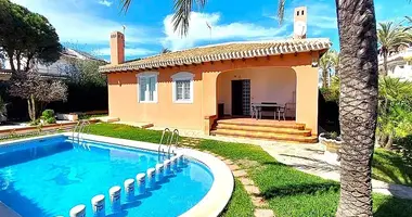 Villa 4 bedrooms in Orihuela, Spain