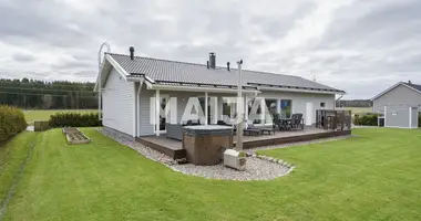 3 bedroom house in Raisio, Finland
