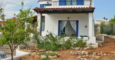 Таунхаус 5 комнат  с видом на море, на первой береговой линии в Муниципалитет Халкиде, Греция