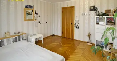 Apartamento 3 habitaciones en Borisov, Bielorrusia