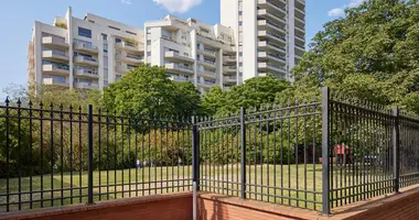 2 bedroom apartment in Metropolitan France, France